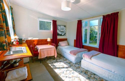 Taylorville Hostel | Brunnerton Lodge and Backpackers