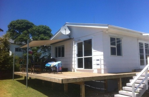 Cable Bay House | Cable Bay Views, 5 bedrooms 2 baths