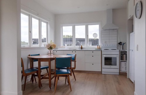 Oneroa House | Caesar's Cottage