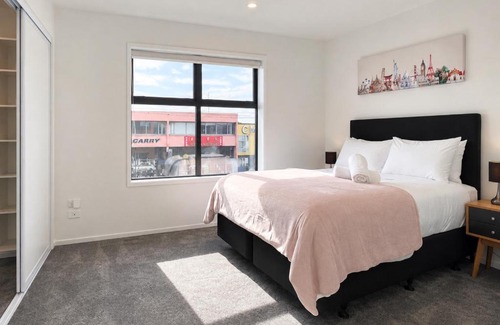 Christchurch City Centre House | Cashel Three Bedroom Townhouse with Courtyard