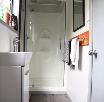 Manapouri Apartment | Catnap Cottage