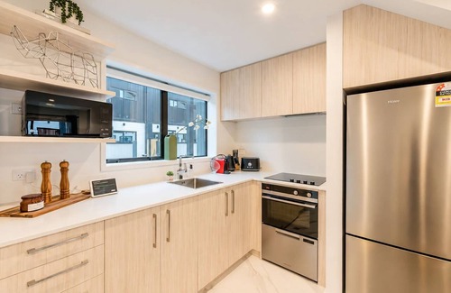 Christchurch City Centre House | CBD 2BR Retreat | Private Garden + BBQ