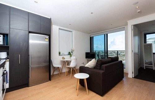 Auckland Central Business District Apartment | Central and Modern 1BR unit by Zodiak Stays