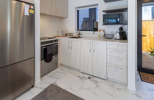 Christchurch City Centre House | Central City Escape 1 Bed 1 Bath near Hagley Park