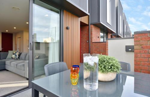 Christchurch City Centre House | Central City Stay – Walk Everywhere Free Carpark - Lichfield Apartment