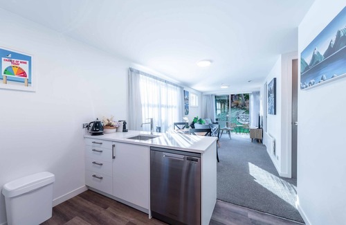 Wanaka Apartment | Central Luxury Apartment 114