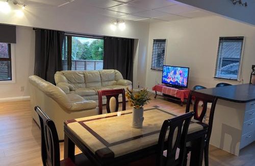 Pokeno House | Centre and Convenience Vacant Home