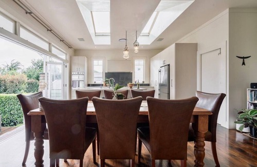 Mount Eden House | Charming Heritage Bungalow in Mt Eden
