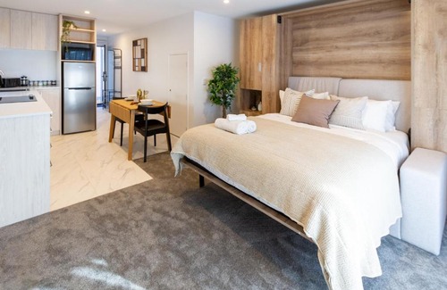 Christchurch City Centre Apartment | Charming Studio for 2 in the Central City