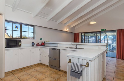 Blenheim Hotel | Cherylea Motel