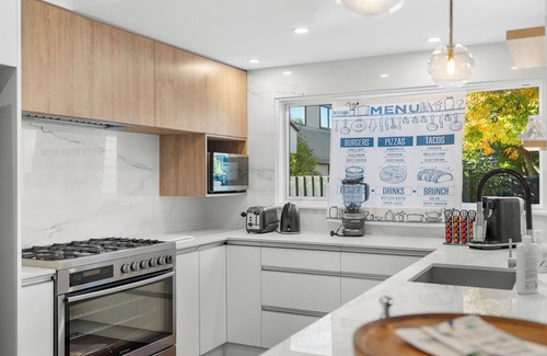 Strowan House | City Calm Retreat and A Peaceful Family Haven