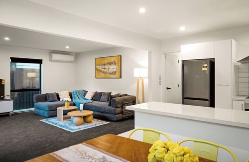 Phillipstown House | City Centre 5 BRM House Sleep 10+