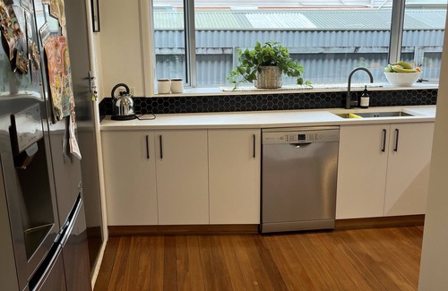 Nelson House | City vibes on Cambria