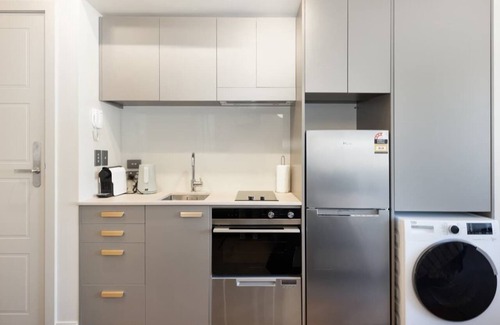 Te Aro Apartment | Cityview Studio + Kitchen | Wellington CBD