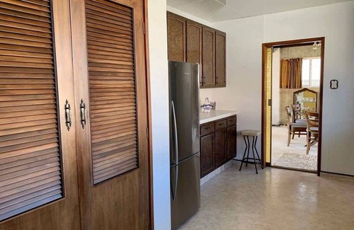 New Plymouth House | Classic Retro Mid-Century Holiday House