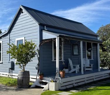 Clive House | Clive Cottage