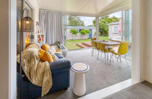 Redcliffs Apartment | Coastal Comfort Spacious 3BR Getaway in Redcliffs