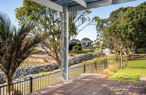 Waihi Beach House | Coastal Escape - Waihi Beach Holiday Home