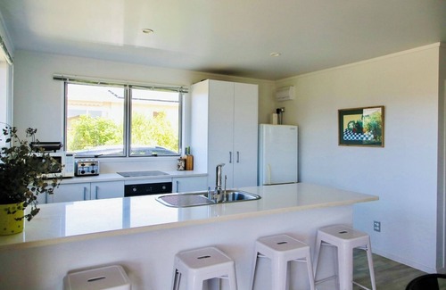 Whiritoa House | Coastal Retreat - Whiritoa Holiday House