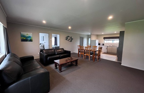 Thames Apartment | Comfort Inn Sunset