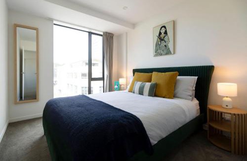 Te Aro Apartment | Comfort Meets Flexibility in this 2-4-1 Deal