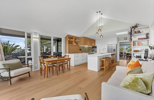 Belmont House | Comfort, Space & Coastal Lifestyle