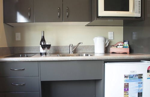 Palmerston North Hotel | Cornwall Motor Lodge