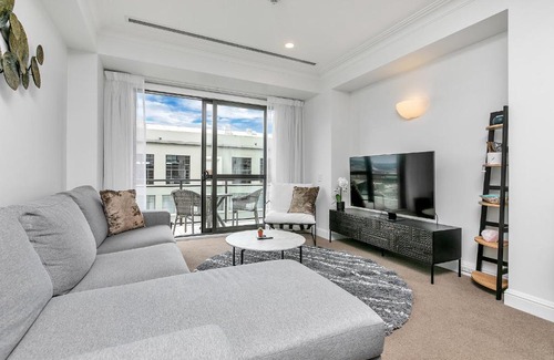 Auckland Central Business District Apartment | Corporates Delight + Roof Top Pool!