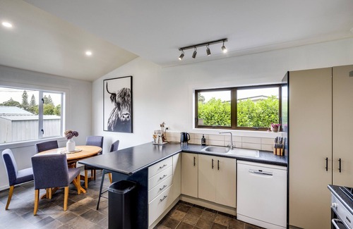 Napier House | Cosy 3 bedroom Character Bungalow