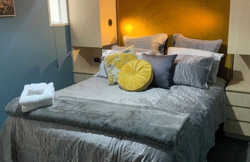 Dunedin City Centre Apartment | Cosy Central City ApartmentnLocated in a Heritage Building