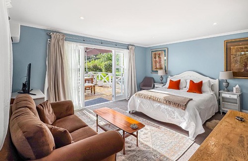 Puriri House | Cosy Guesthouse in Tranquil Puriri, Thames