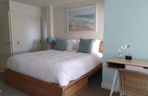 Mount Maunganui Apartment | Cosy Mount Studio Moments to Beach & Downtown