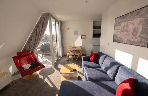 Christchurch City Centre Apartment | Cozy and Comfortable in Central Christchurch with Hagley Park Views
