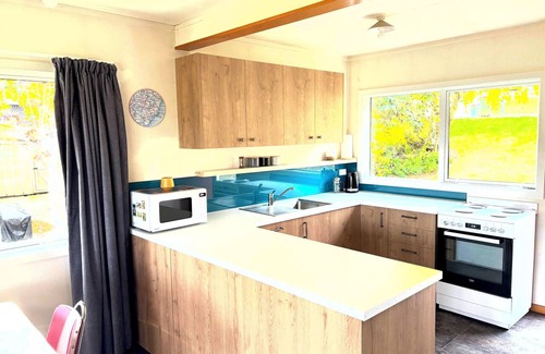Clyde House | Cozy - Perfect location - Set rate per night