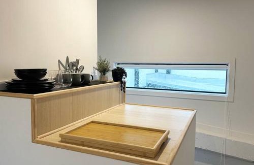 Te Aro Apartment | Cuba Street Rooftop Gem