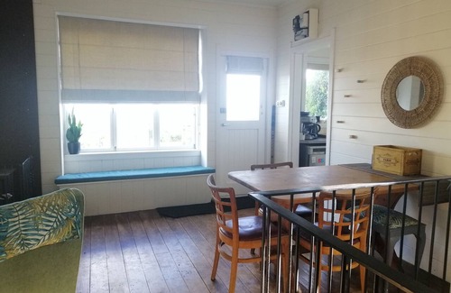 Kai Iwi House | Cute 3-bed home with ocean views at Kai Iwi Beach