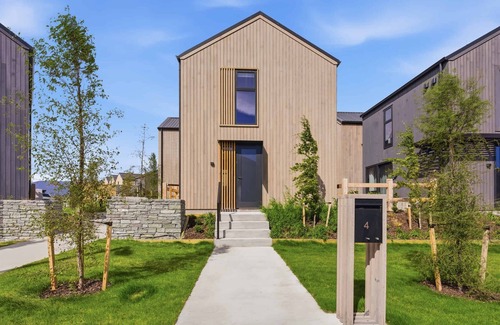 Frankton House | Cynthia's Home away from Home