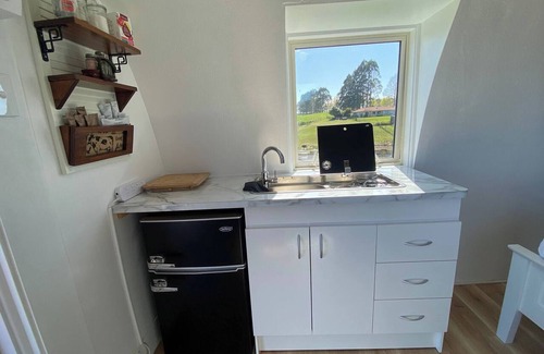 Oruanui Cabin | Czar’s Rest tiny home