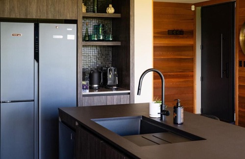 Alexandra House | D&D Lodge | Central Otago Architectural Retreat