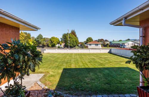 Dannevirke House | Dannevirke Lodge - Dannevirke Holiday Home