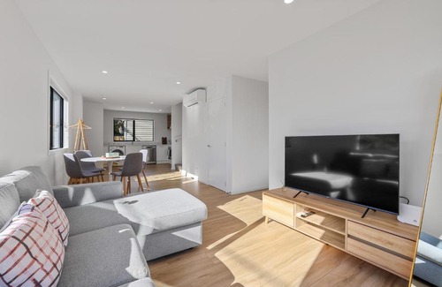 Linwood Apartment | Discover a Brand New Apartment in Vibrant CHCH