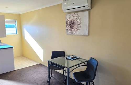 Solway Hotel | Discovery Motor Lodge