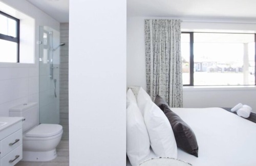 Wanaka Apartment | Dungarvon Street 4 bedroom apartment downstairs