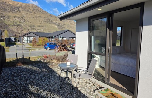 Lower Shotover House | Eco&Chill Homestay