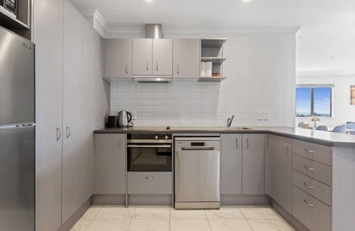 Eden Terrace Apartment | Eden Terrace 2 Bedroom Free Parking I Zodiak Stays