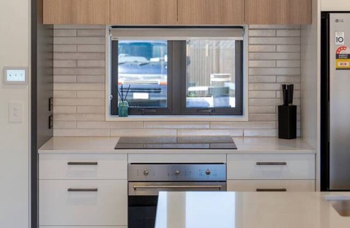Christchurch City Centre House | Effortless City Living | 2BR + EV