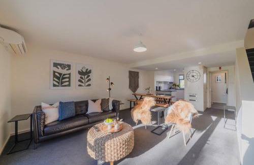 Christchurch City Centre House | Elegant 3-Storey Townhouse with Garage Parking by Latimer Sq