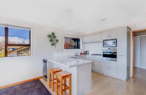 Lake Tekapo Apartment | Enjoy 180° views of Lake Tekapo