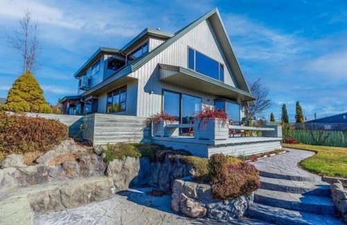 Lake Tekapo Apartment | Enjoy 180° views of Lake Tekapo