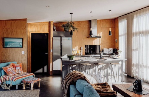 Hokitika House | Escape to a world of peace, calm and style at Big Heart Beach